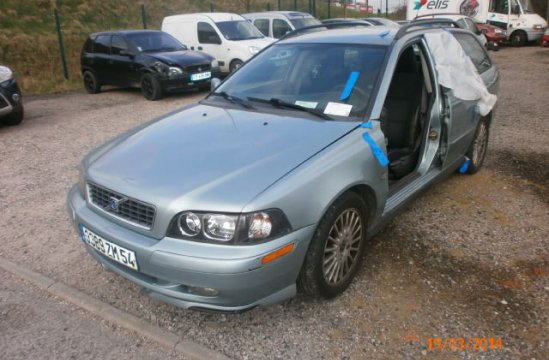 VOLVO V40 BREAK 1.9 D 5P