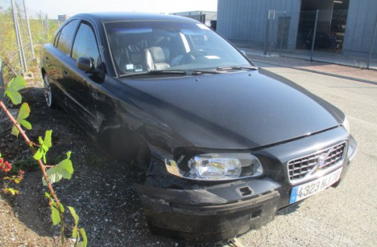 VOLVO S60 2.4 D BA 4P