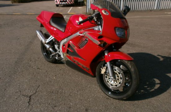 HONDA VFR 750 F