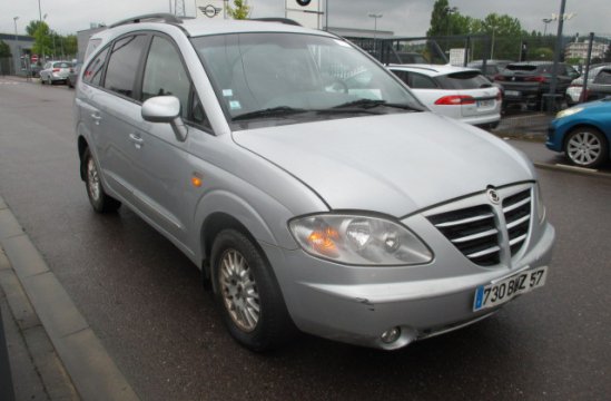 SSANGYONG RODIUS 2.7 XDI BA 4X4 5P