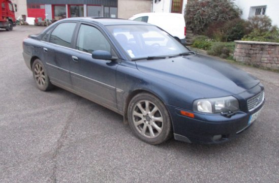 VOLVO S80 2.4 D5 BA 4P