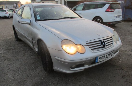 MERCEDES C220 SPORTCOUPE 2.2 CDI 3P