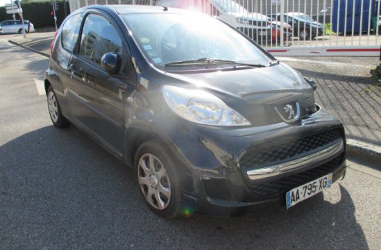 PEUGEOT 107 1.0 I 3P