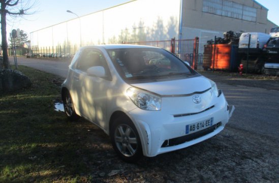 TOYOTA IQ 1.0 I 3P