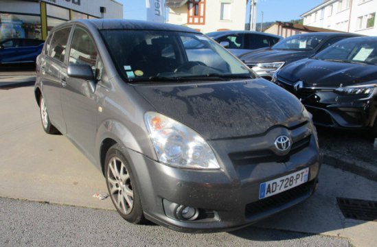 TOYOTA COROLLA VERSO 2.2 D-4D 5P