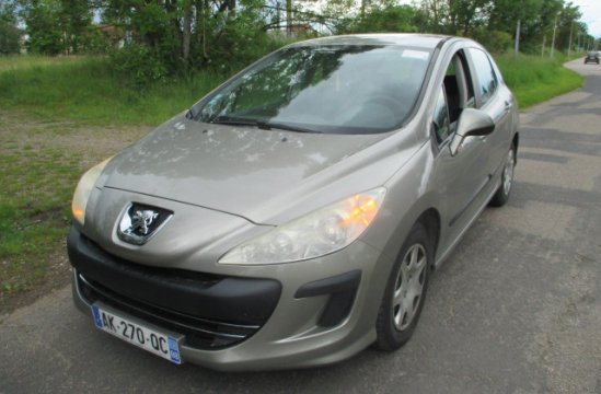 PEUGEOT 308 1.6 HDI 5P