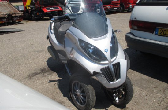 PIAGGIO MP3 250