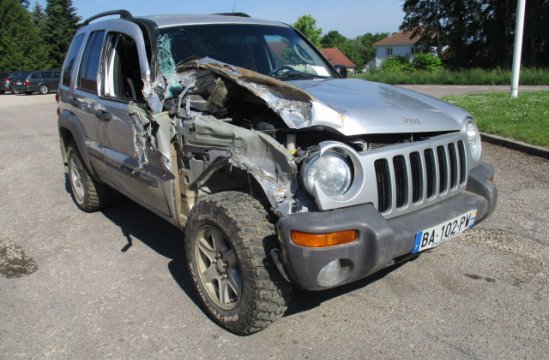 JEEP CHEROKEE 4X4 2.8 CRD BA 5P