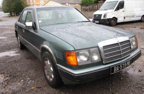 MERCEDES 300 3.0 D BA 4X4 4P-COLLECTOR