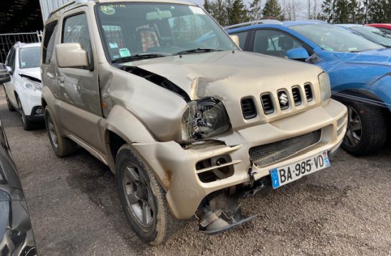 SUZUKI JIMNY 1.3 I 4X4 3P