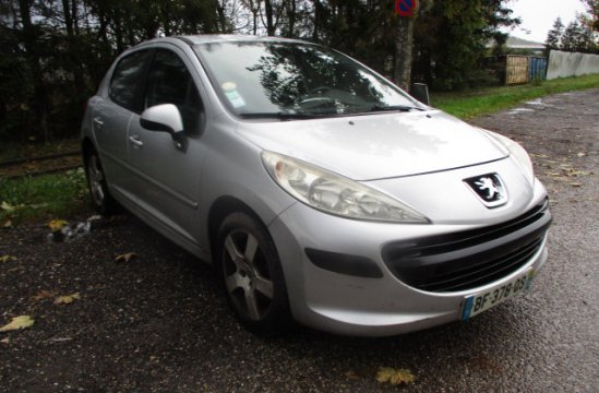 PEUGEOT 207 1.6 HDI 5P