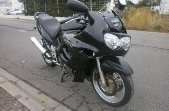 SUZUKI GSXF 750