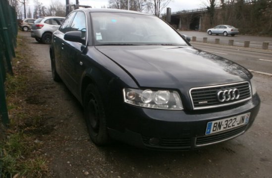 AUDI A4 3.0 I 4X4 4P