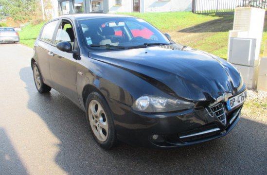 ALFA ROMEO 147 1.9 JTD 5P