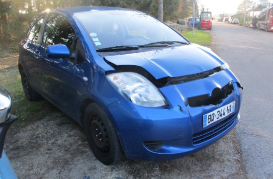 TOYOTA YARIS 1.0 I 3P