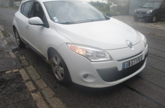 RENAULT MEGANE 1.4 I 5P