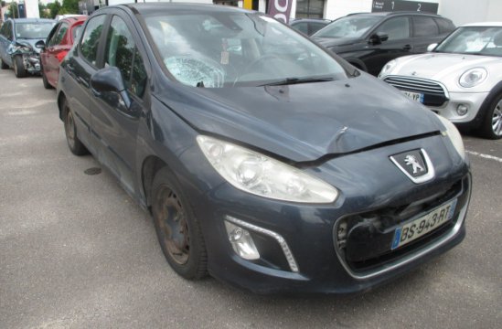 PEUGEOT 308 1.6 HDI 5P