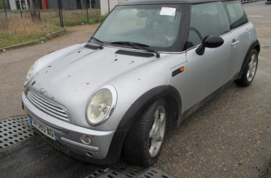 MINI COOPER 1.6 I 3P