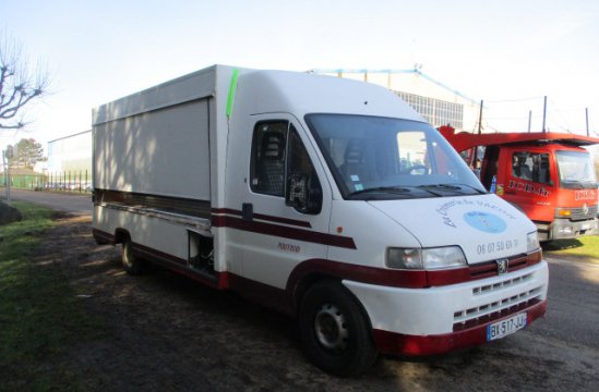 PEUGEOT BOXER 2.5 TDI 2P