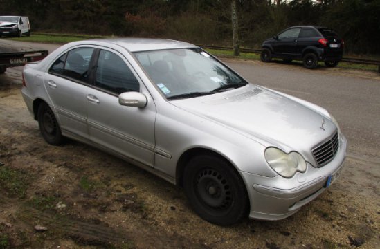 MERCEDES C220 2.2 CDI BA CUIR 4P 105KW