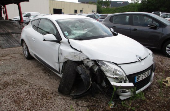 RENAULT MEGANE COUPE 1.5 DCI 3P