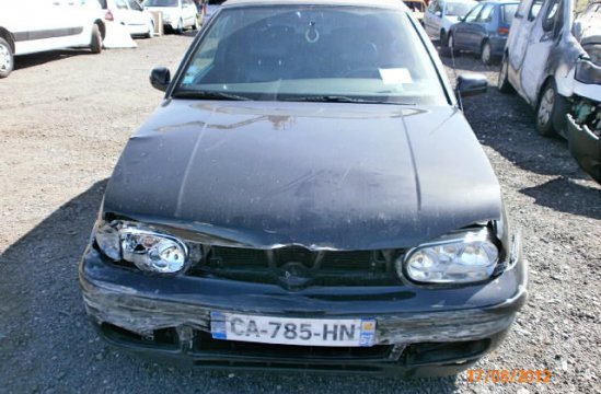 VOLKSWAGEN GOLF CABRIOLET 1.9 TD CUIR 2P