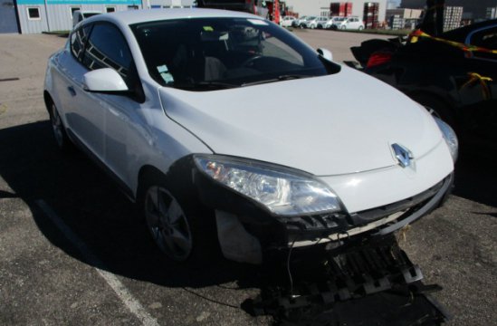 RENAULT MEGANE COUPE 1.9 DCI 3P