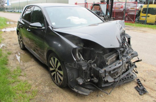 VOLKSWAGEN GOLF 2.0 TDI BA 5P