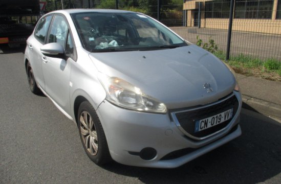 PEUGEOT 208 SOCIETE 1.4 HDI 5P