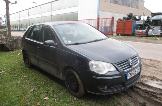 VOLKSWAGEN POLO 1.9 TDI 5P