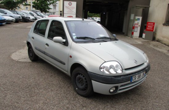 RENAULT CLIO 1.4 I 5P