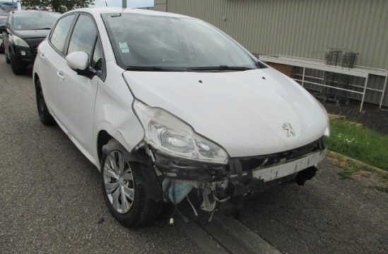 PEUGEOT 208 1.4 HDI 5P