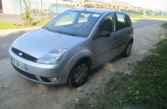 FORD FIESTA 1.3 I 5P