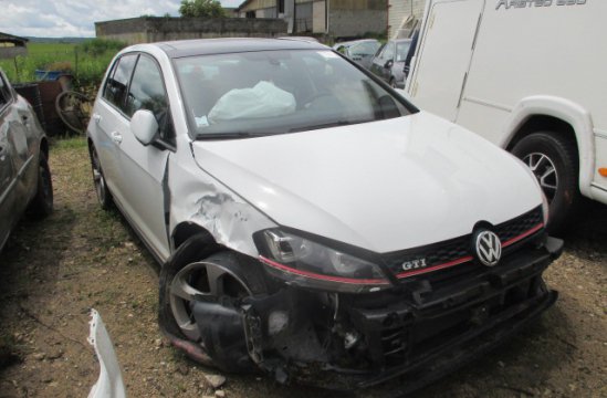 VOLKSWAGEN GOLF GTI 2.0 TSI 5P