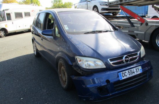 OPEL ZAFIRA 2.2 DTI 5P