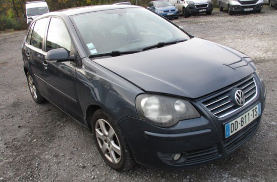 VOLKSWAGEN POLO 1.4 I BA 5P