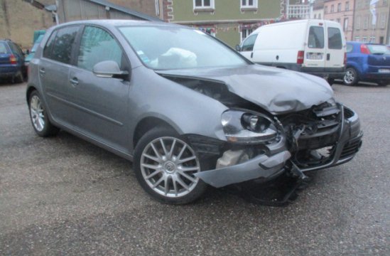 VOLKSWAGEN GOLF 1.4 TSI 5P