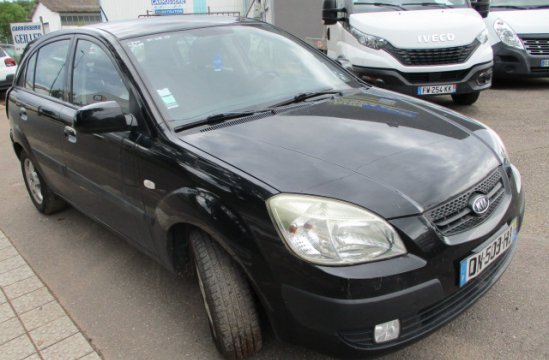 KIA RIO 1.5 CRDI 5P