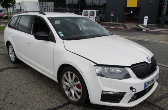 SKODA OCTAVIA COMBI 2.0 TDI 5P