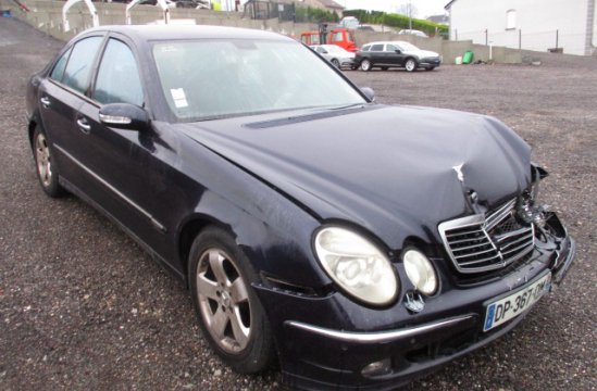 MERCEDES E270 2.7 CDI 4P