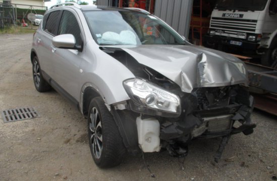 NISSAN QASHQAI 1.6 DCI 4X2 5P