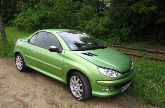 PEUGEOT 206 CC 2.0 I 2P