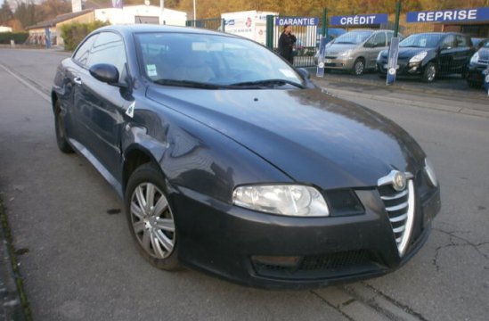 ALFA ROMEO GT 1.9 JTD CUIR 3P