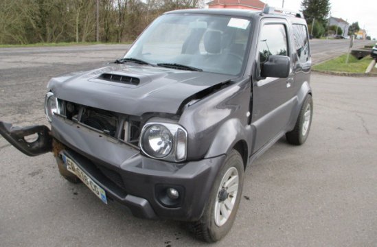 SUZUKI JIMNY 1.3 I 4X4 3P