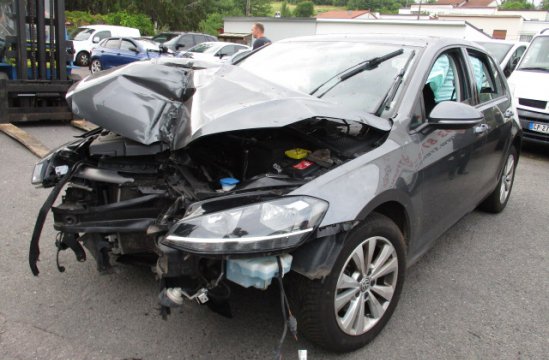 VOLKSWAGEN GOLF 1.6 TDI 5P