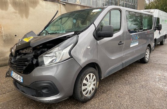 RENAULT TRAFIC MINIBUS 1.6 DCI 4P