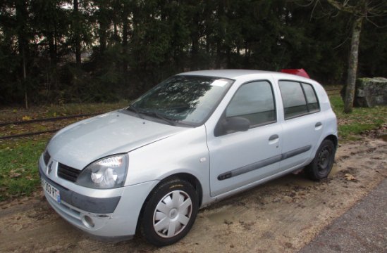 RENAULT CLIO 1.4 I 5P