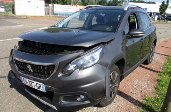 PEUGEOT 2008 1.2 I 5P