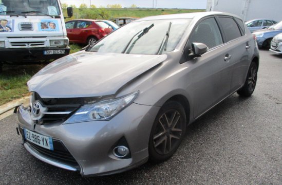 TOYOTA AURIS 1.4 D-4D 5P