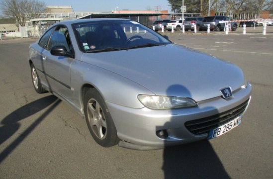 PEUGEOT 406 COUPE 2.2 HDI 2P